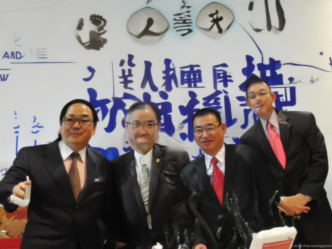 “谁好人进隔离区带个僵尸头啊！！”：疫情下的奇异现象与深层社会心理分析